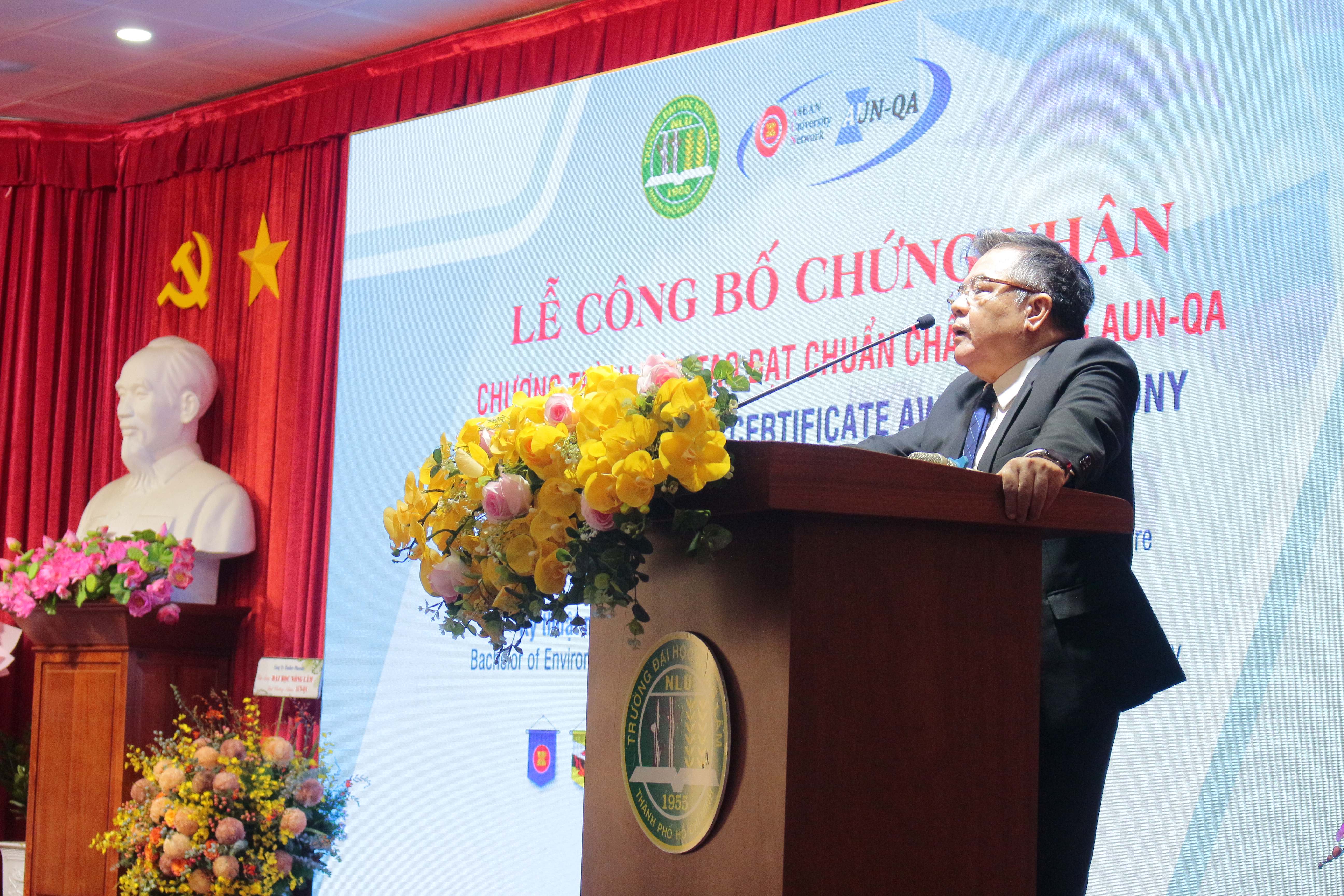 PGS.TS. Huỳnh Thanh Hùng phát biểu tại buổi lễ